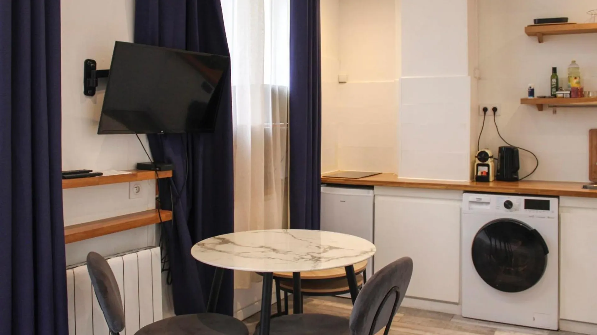Apartament Nice Studio Near Eiffel Tower Paryż